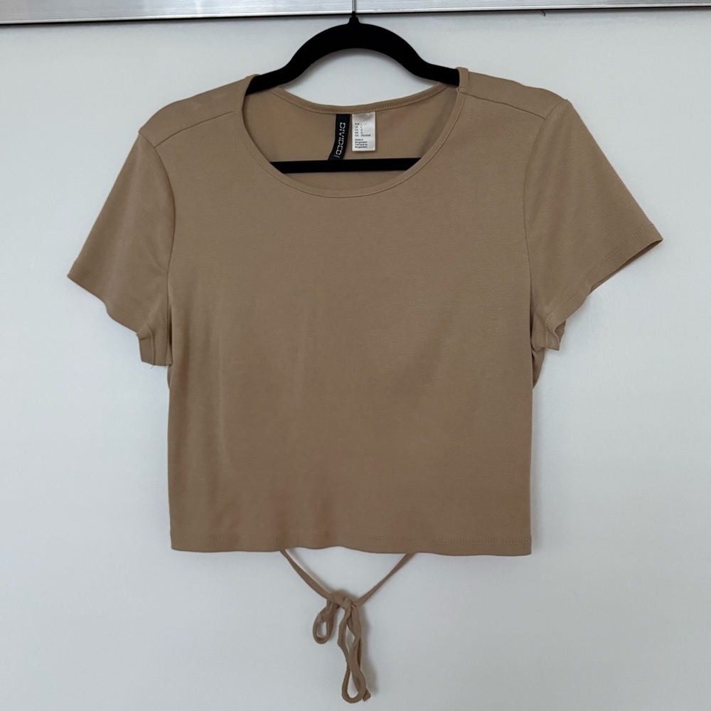 WOMEN'S H&M SHORT SLEEVE OPEN BACK CROP TOP